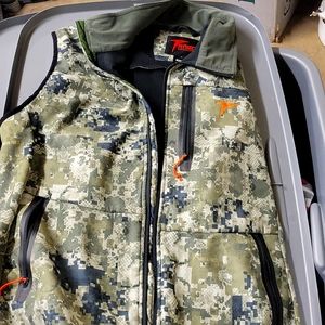 Plythal hunting vest